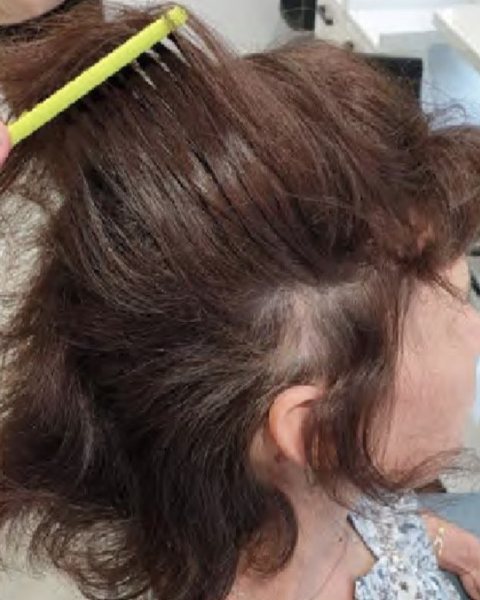 Vlasy nad uchem po péči, ukázka z materiálů Oxygeni Hair
